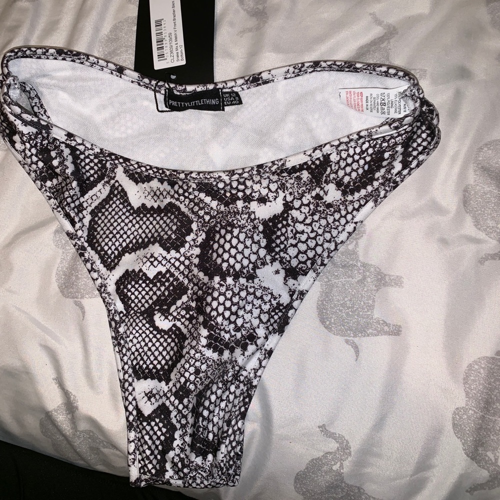 3 two piece bathing suits - Picture 5 of 5